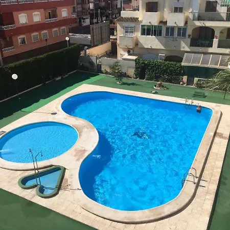 Isla Apartament *